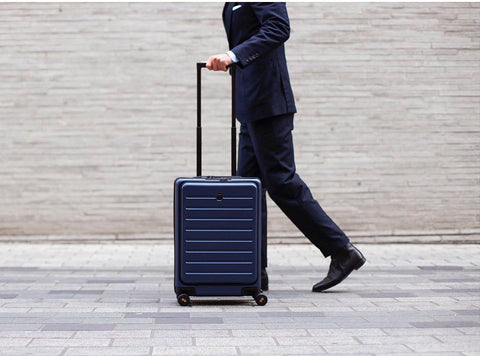 5 Ways a Carry-on Luggage with Laptop Compartment Eases Your Journey