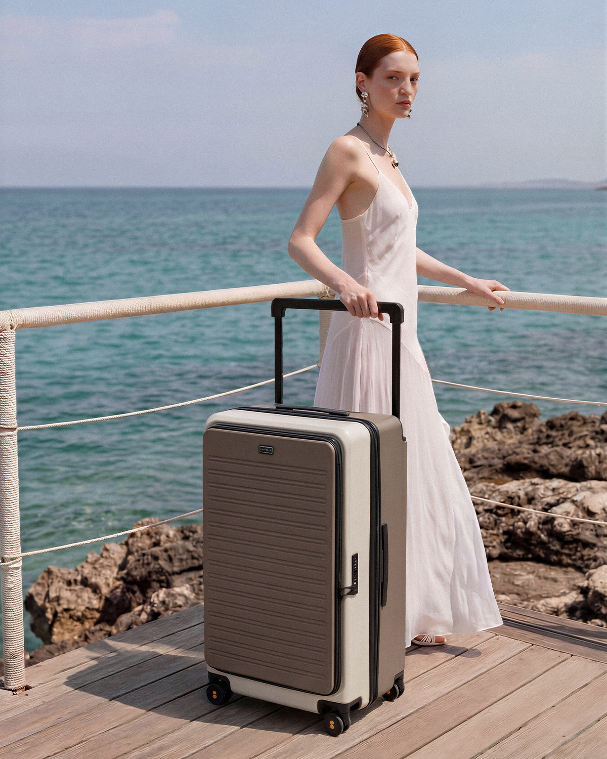 Best Large Suitcase for Travel in 2026: Checked Luggage Guide
