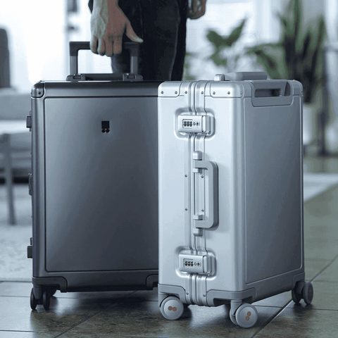 Top 6 Picks Of 2022: The Best Business Travel Luggage under the Budget