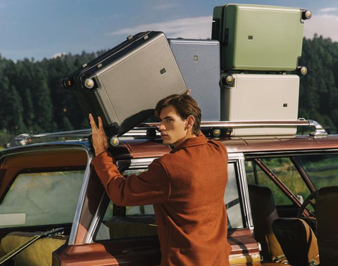 Can You Pack Everything Inside A Carry On Luggage Laptop For A Weekend