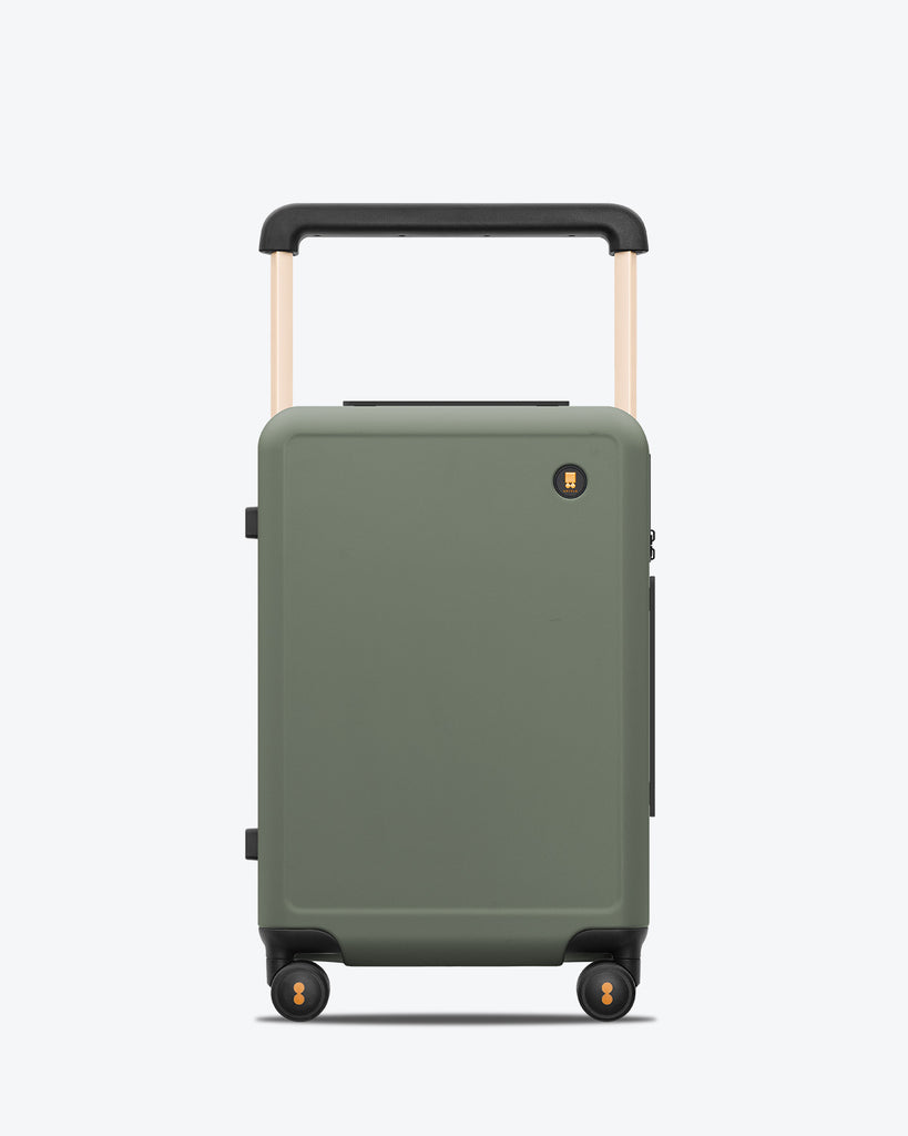 01_1064b17f-905f-47d1-b5af-