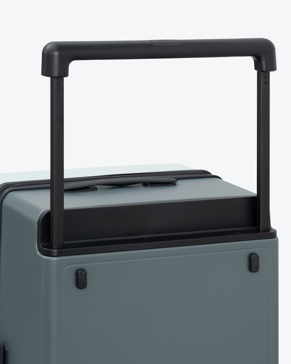 Adventurer Carry-On 20''